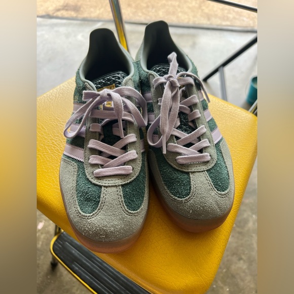 Adidas Original Gazelle Shoes size M8/W9.5 NWOT - Picture 4 of 13